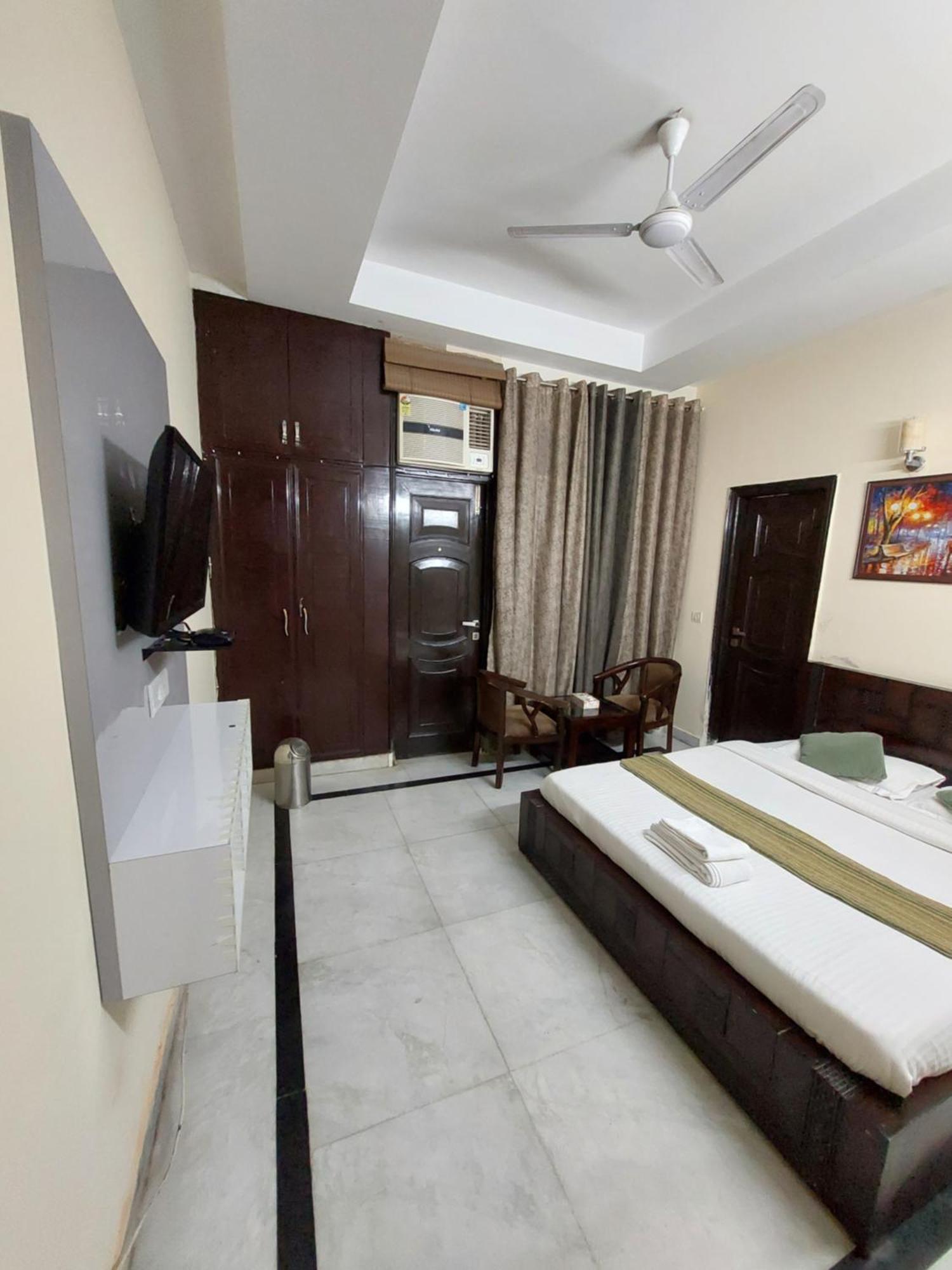 Mandakini Villa Neu-Delhi Exterior foto